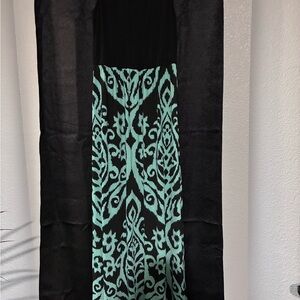 Amazon Black and Green Patterned Maxi Dress